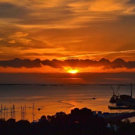 Appartement Atico De Lujo Con Vistas Al Mar à Sant Carlos de la Ràpita Extérieur photo